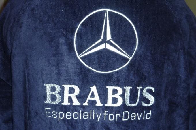 Вышивка логотипа Mercedes-Benz от Brabus